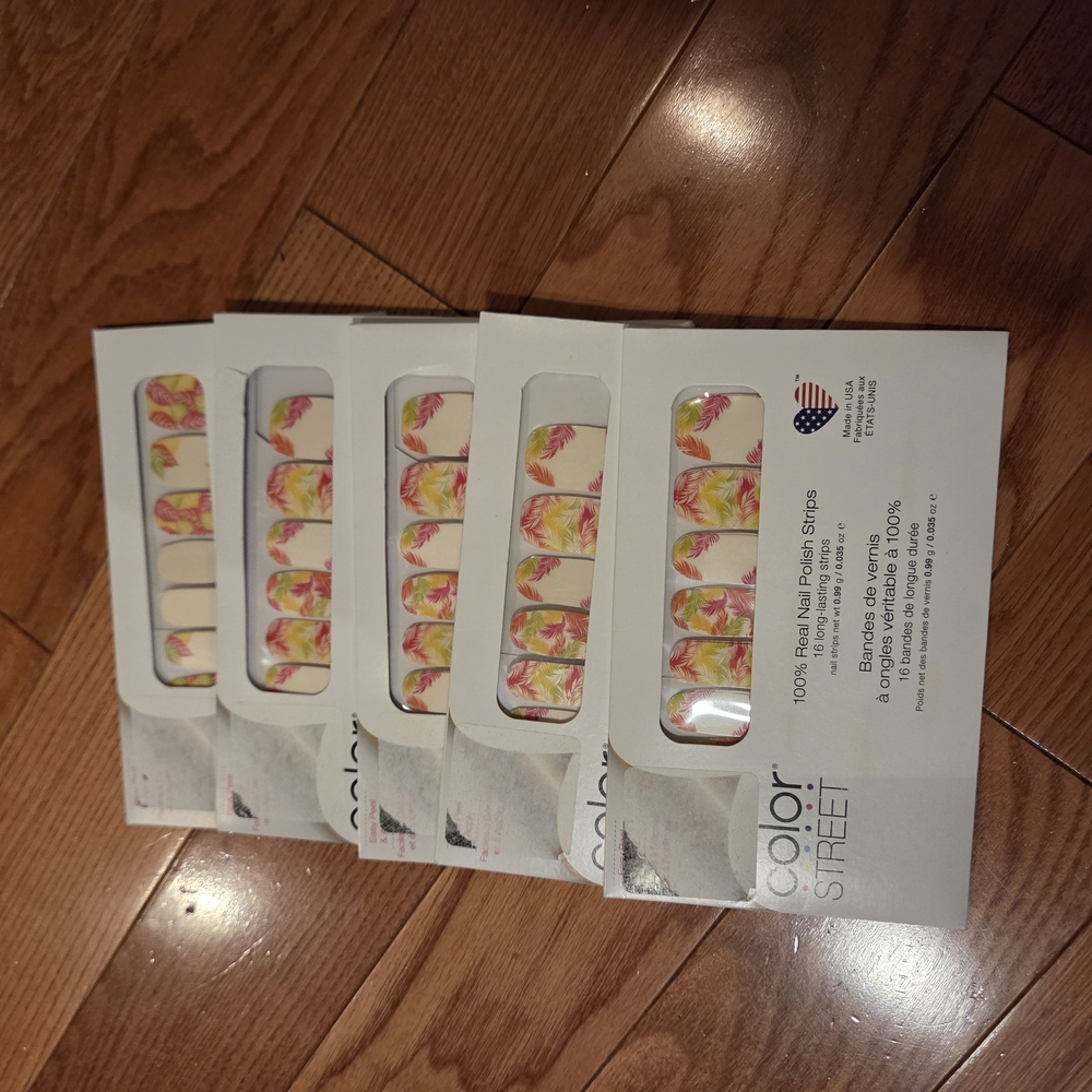 Color Street Floral Nail Polish Strips